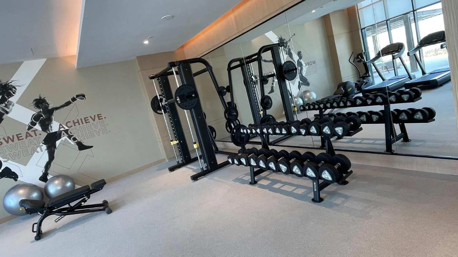 Luxurious 1Bdr Apartment In Mbr City Dubai