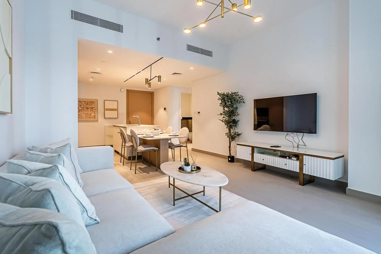 Luxurious 1Bdr Apartment In Mbr City Dubai 0*,