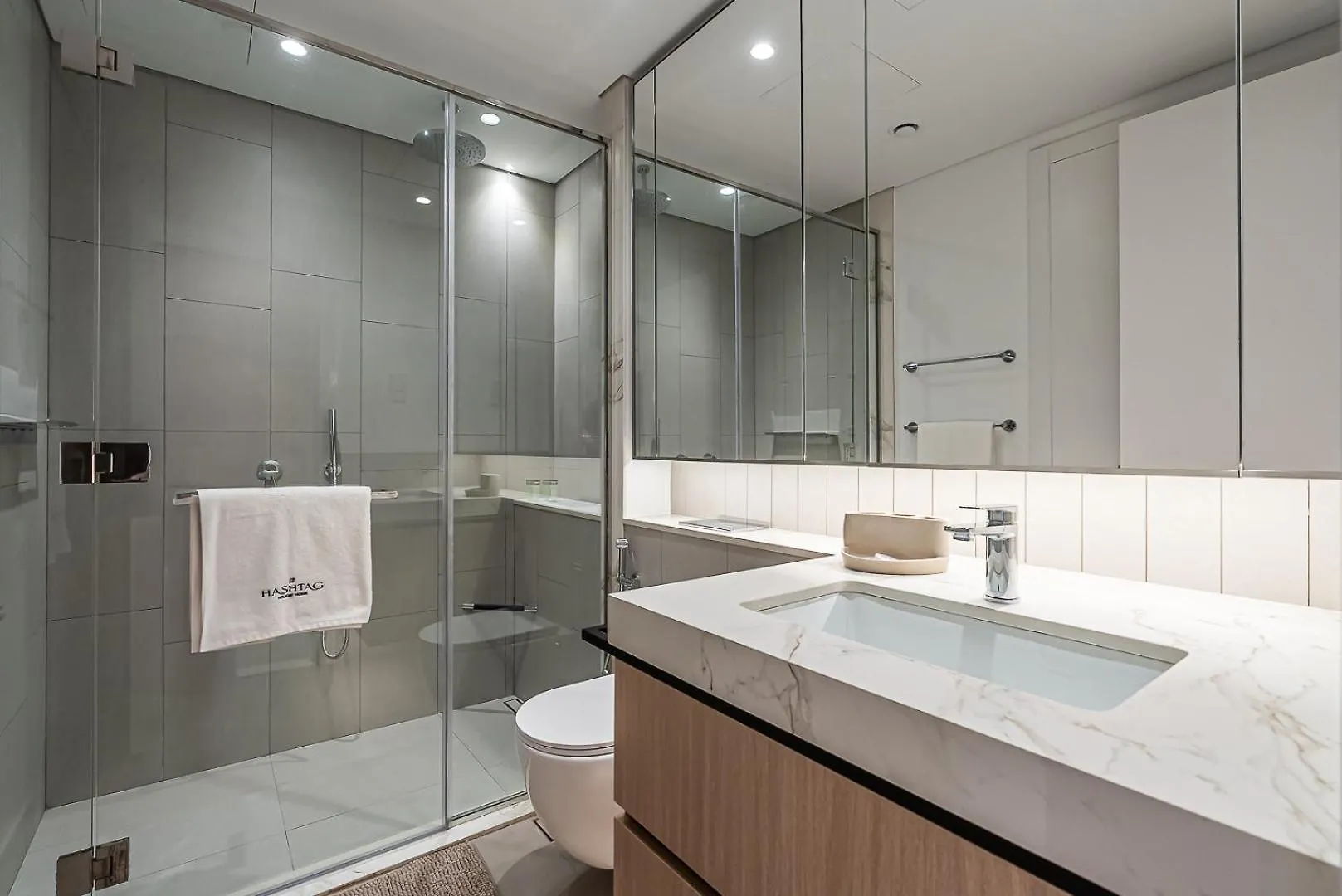 Luxurious 1Bdr Apartment In Mbr City Dubai