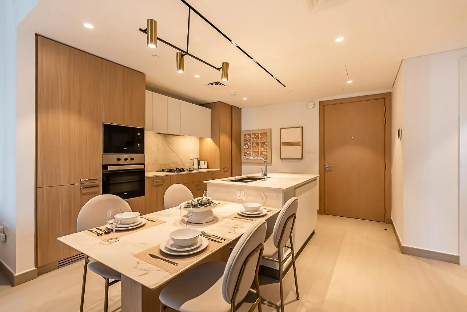 Luxurious 1Bdr Apartment In Mbr City Dubai