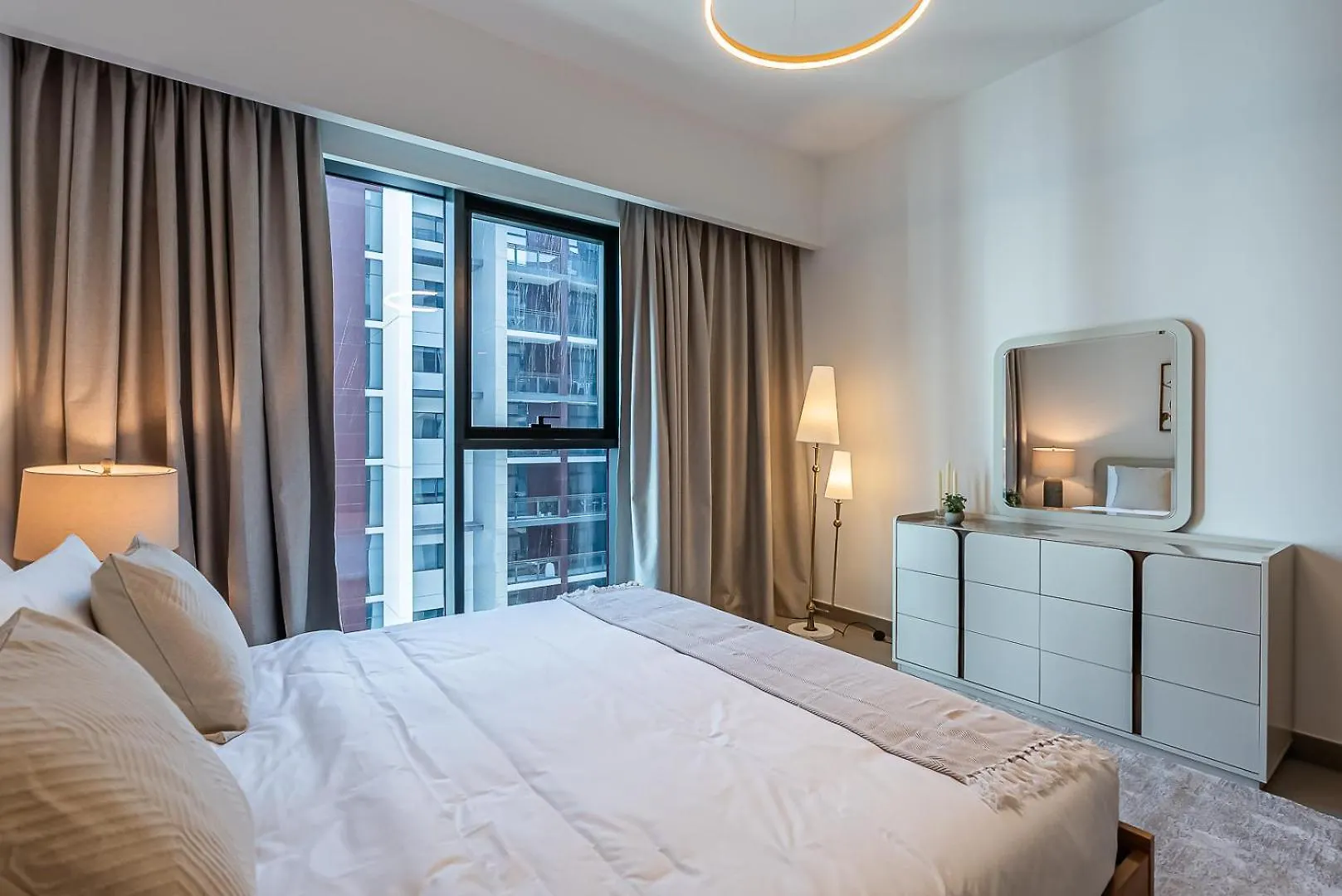 Luxurious 1Bdr Apartment In Mbr City Dubai