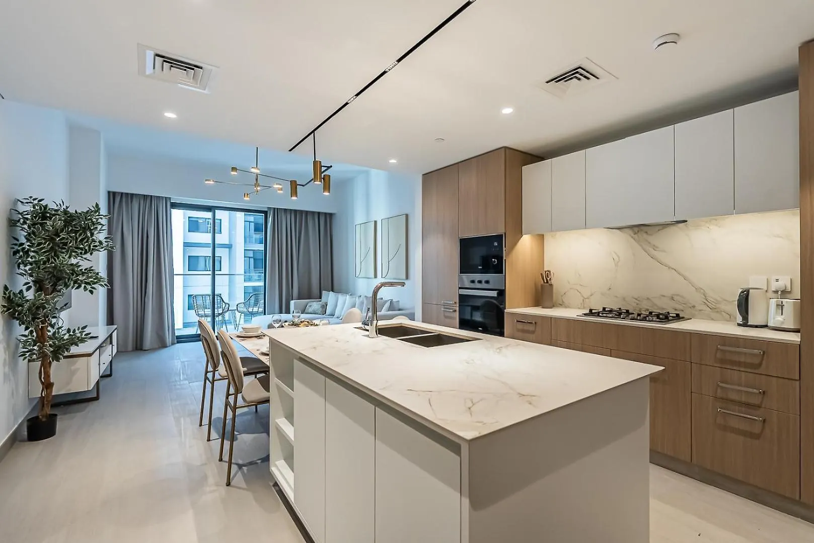 Luxurious 1Bdr Apartment In Mbr City Dubai